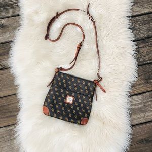 Dooney & Burke Messenger bag